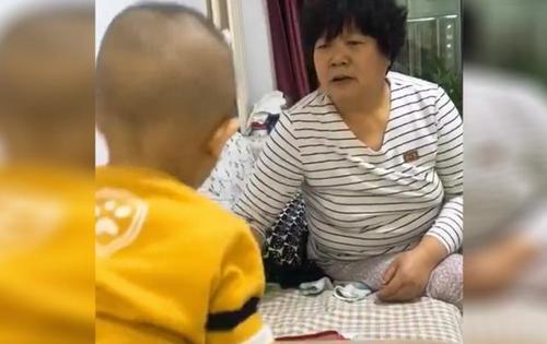 梦见和奶奶吵架