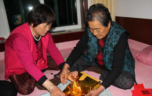 梦见外婆去世了活过来了