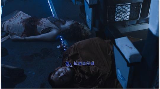 梦见鬼发蓝光