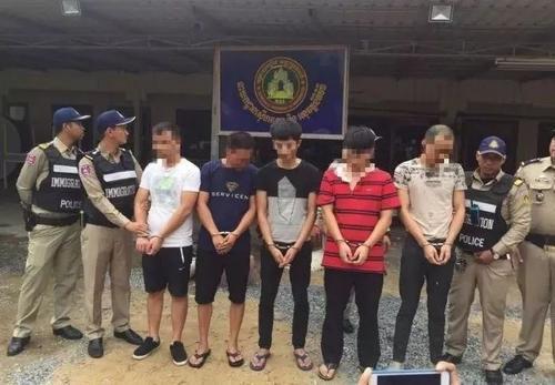 梦见很多人械斗被抓
