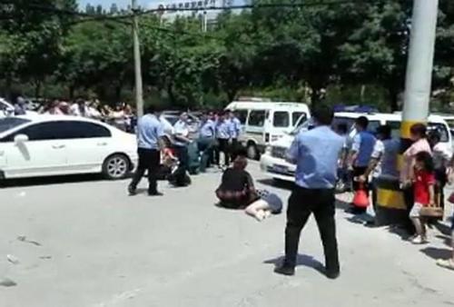 梦见用刀砍人