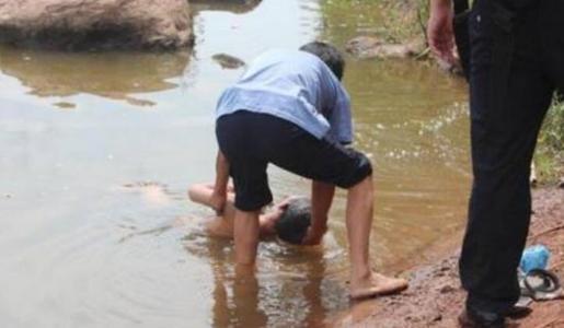 梦见溺水死亡