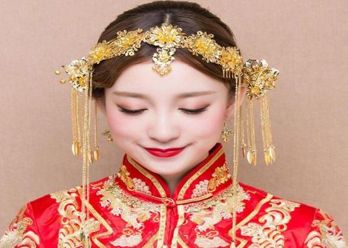 梦见结婚化妆