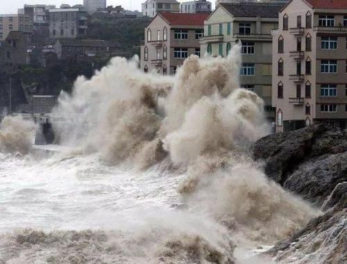 梦见台风海啸和火灾 梦见台风海啸和火灾