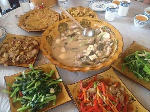 梦见吃大餐没钱 梦见吃大餐没钱