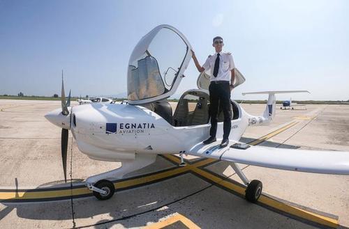 梦见筹钱卖房子 梦见筹钱卖房子