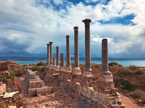 梦见废墟的码头 梦见废墟的码头