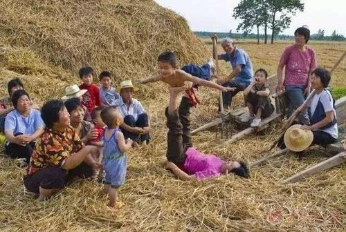 梦见草垛藏东西 梦见草垛藏东西