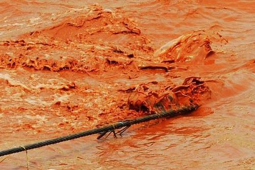 梦见水变红 梦见水变红