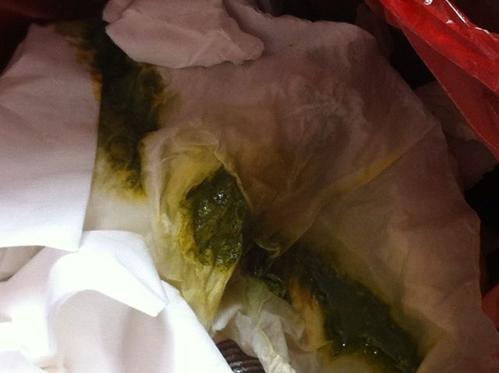 梦见地上有屎有水 梦见地上有屎有水