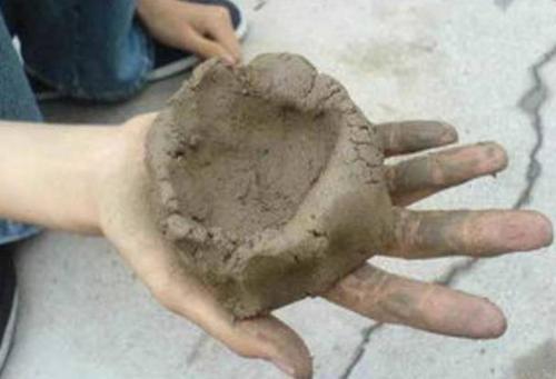 梦见玩泥巴 梦见玩泥巴