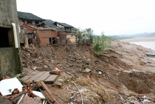 梦见水灾冲走房子 梦见水灾冲走房子