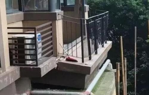 梦见阳台塌 梦见阳台塌