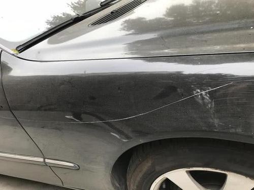 梦见车被划 梦见车被划