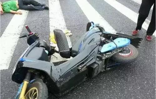 梦见骑车摔倒 梦见骑车摔倒