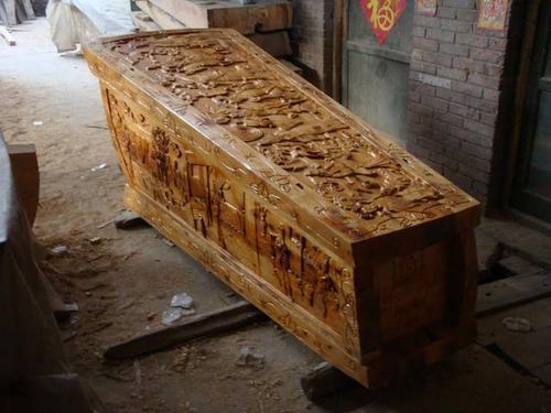 梦见棺材重新漆过