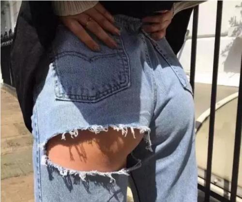 梦见裤子裂开了 梦见裤子裂开了