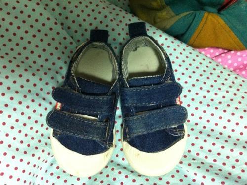 梦见鞋子沾尿 梦见鞋子沾尿