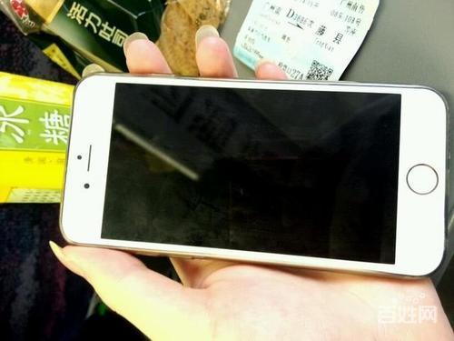 梦见捡了二部手机