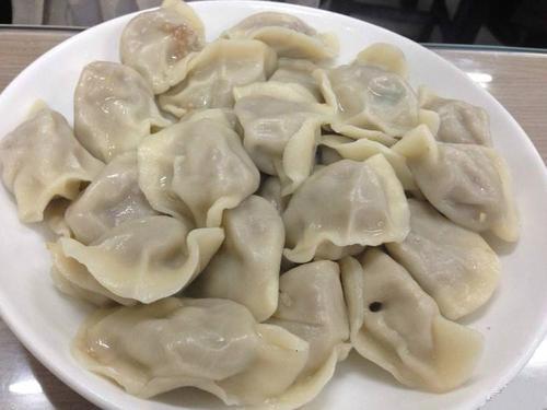 梦见吃饺子