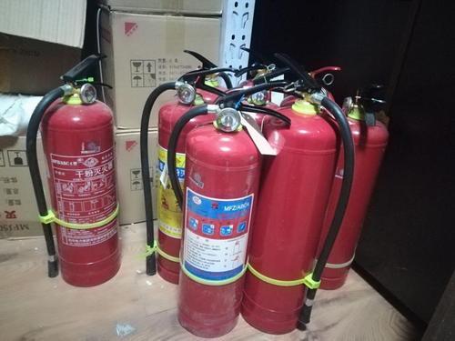 梦见灭火器