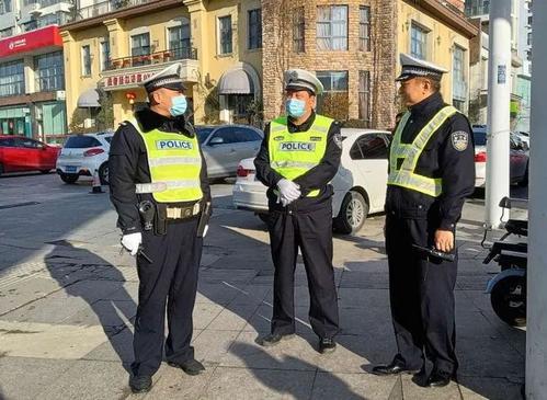 梦见交警