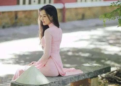 梦见自己变成女人