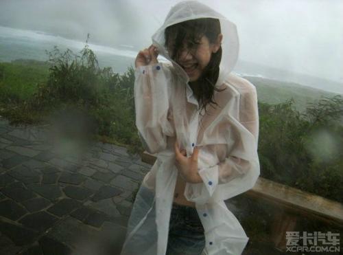 梦见下雨淋湿床铺