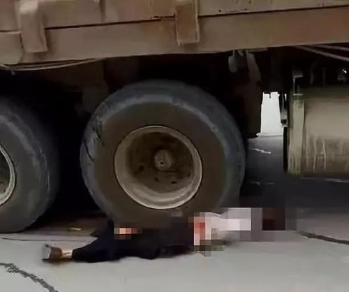 梦见被车压死