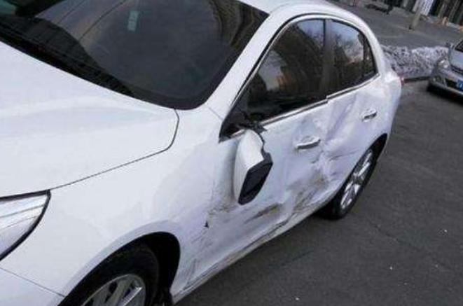 梦见新车被撞了 梦见新车被撞了