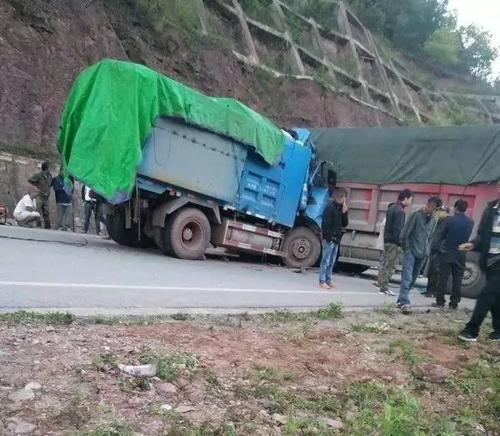 梦见货车撞自己 梦见货车撞自己