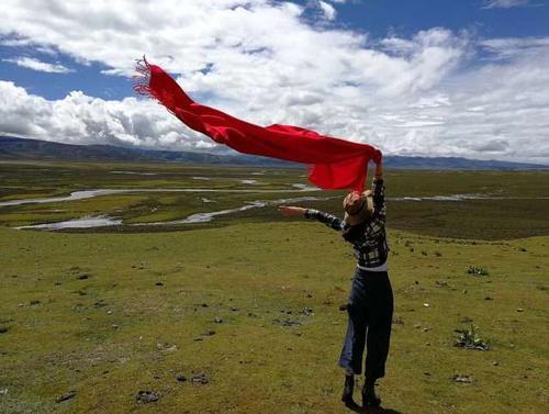 梦见红围巾漂走 梦见红围巾漂走