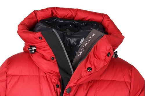 梦见红色羽绒服 梦见红色羽绒服