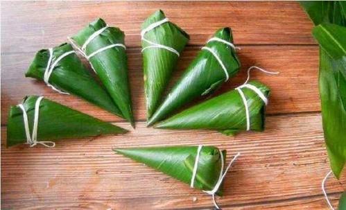 梦见包粽子包不好