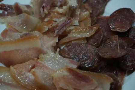 梦见咸肉