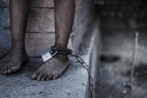 梦见自己被囚禁