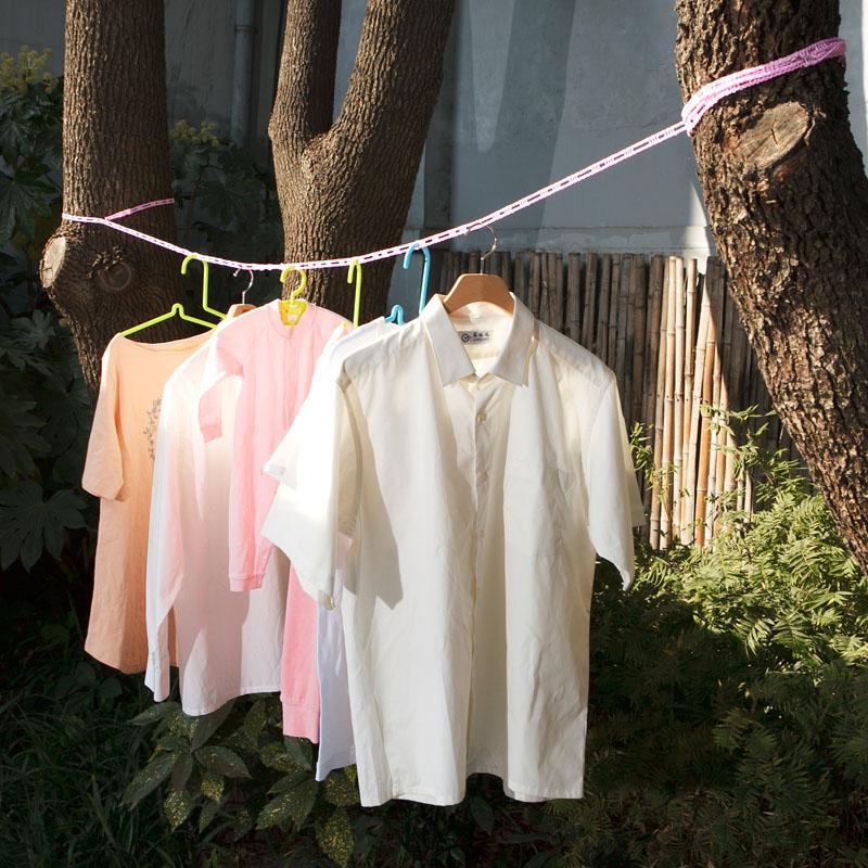 梦见系绳晒衣服