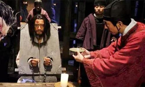 æ¢¦è§è¢«é·å®³