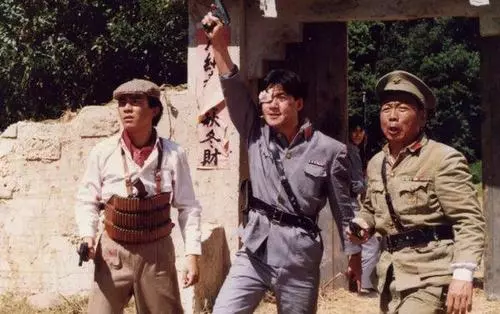 梦见打土匪