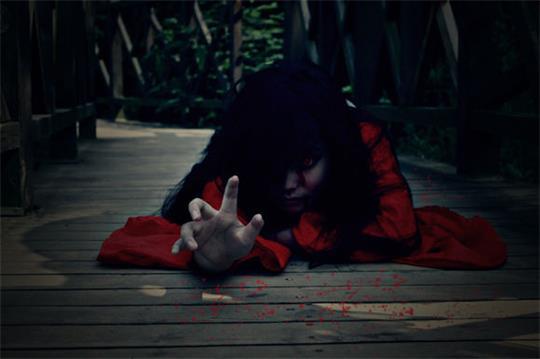 梦见女鬼跟着自己