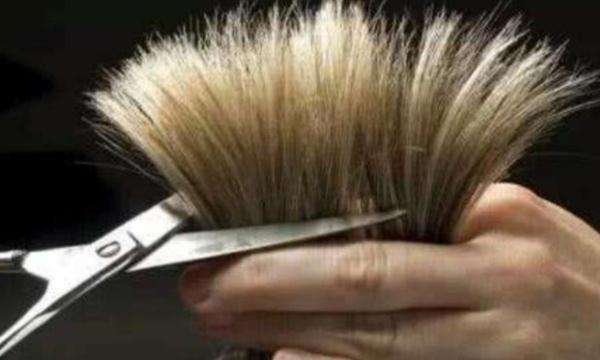 梦见给死人剪发